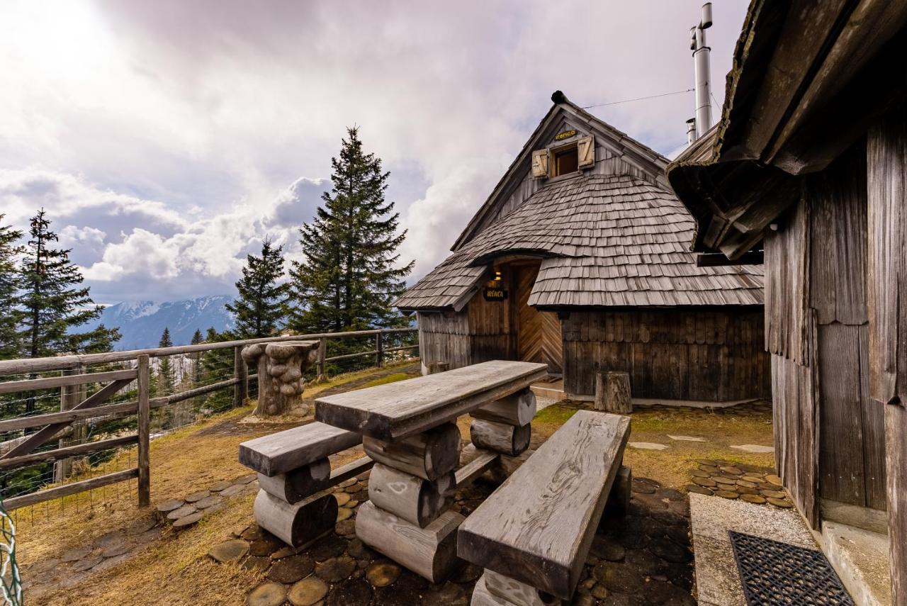 Alpine Chalet Velika Planina - Irenca - I Feel Alps Stahovica Buitenkant foto